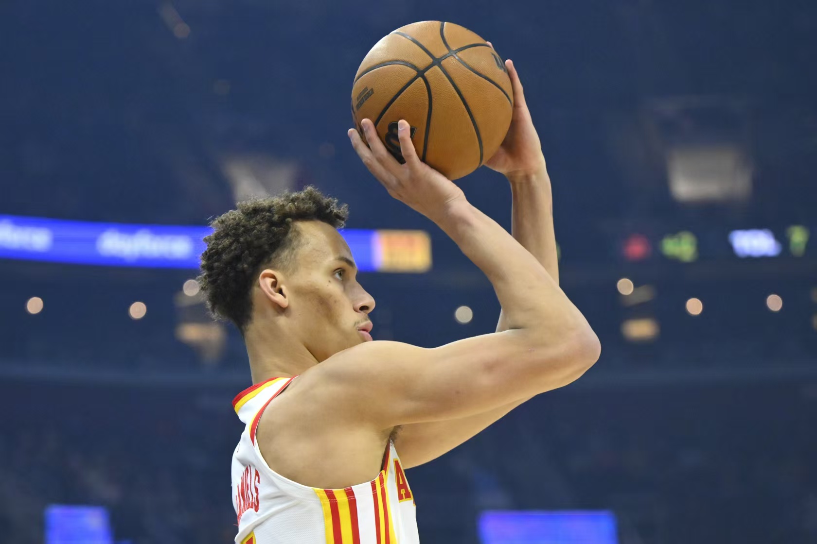 热火主场大胜篮网,稳居东部前列 热火主场大胜篮网,稳居东部前列