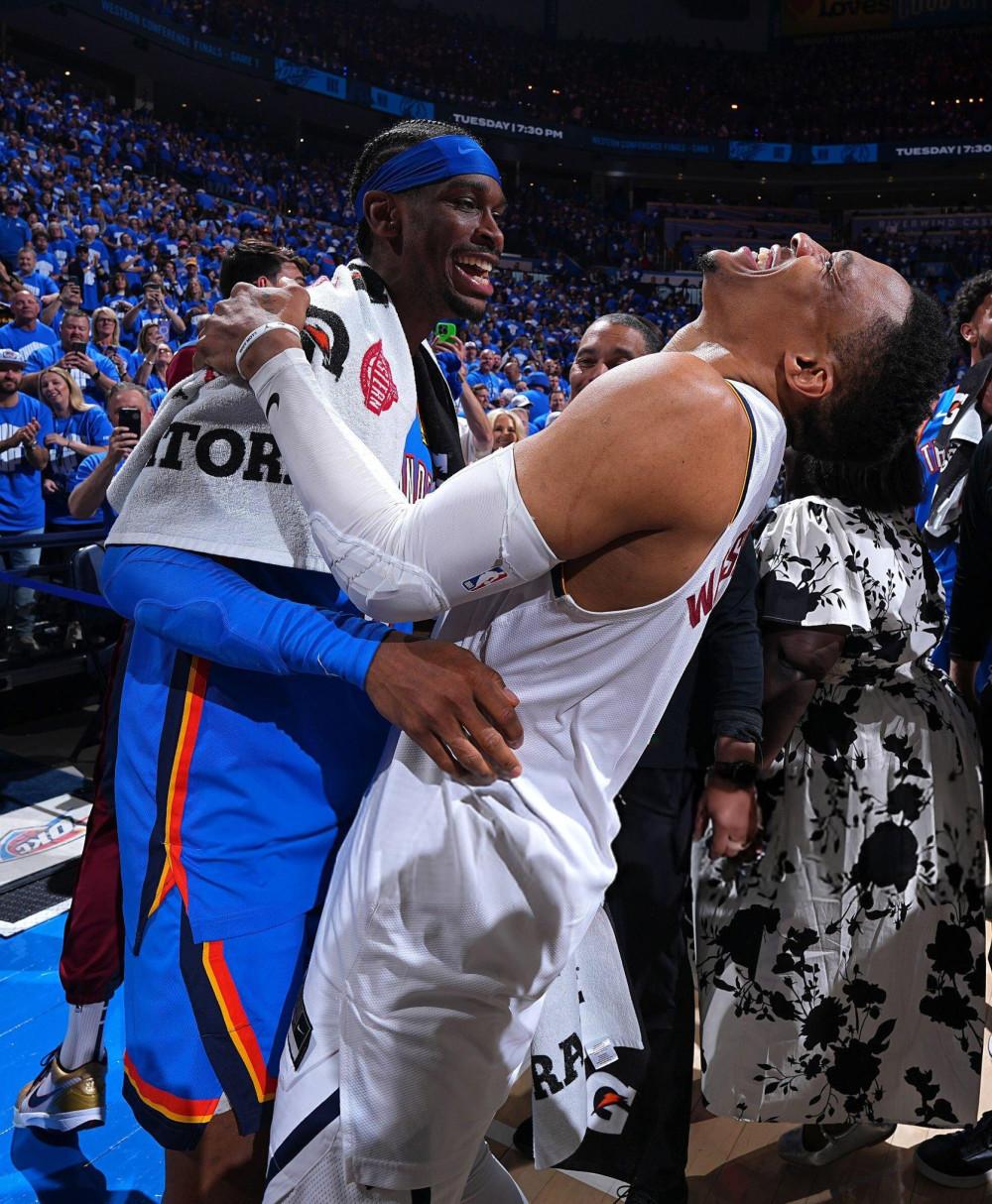 快船狂胜太阳,晋级西部决赛迎来巅峰对决 快船狂胜太阳,晋级西部决赛迎来巅峰对决