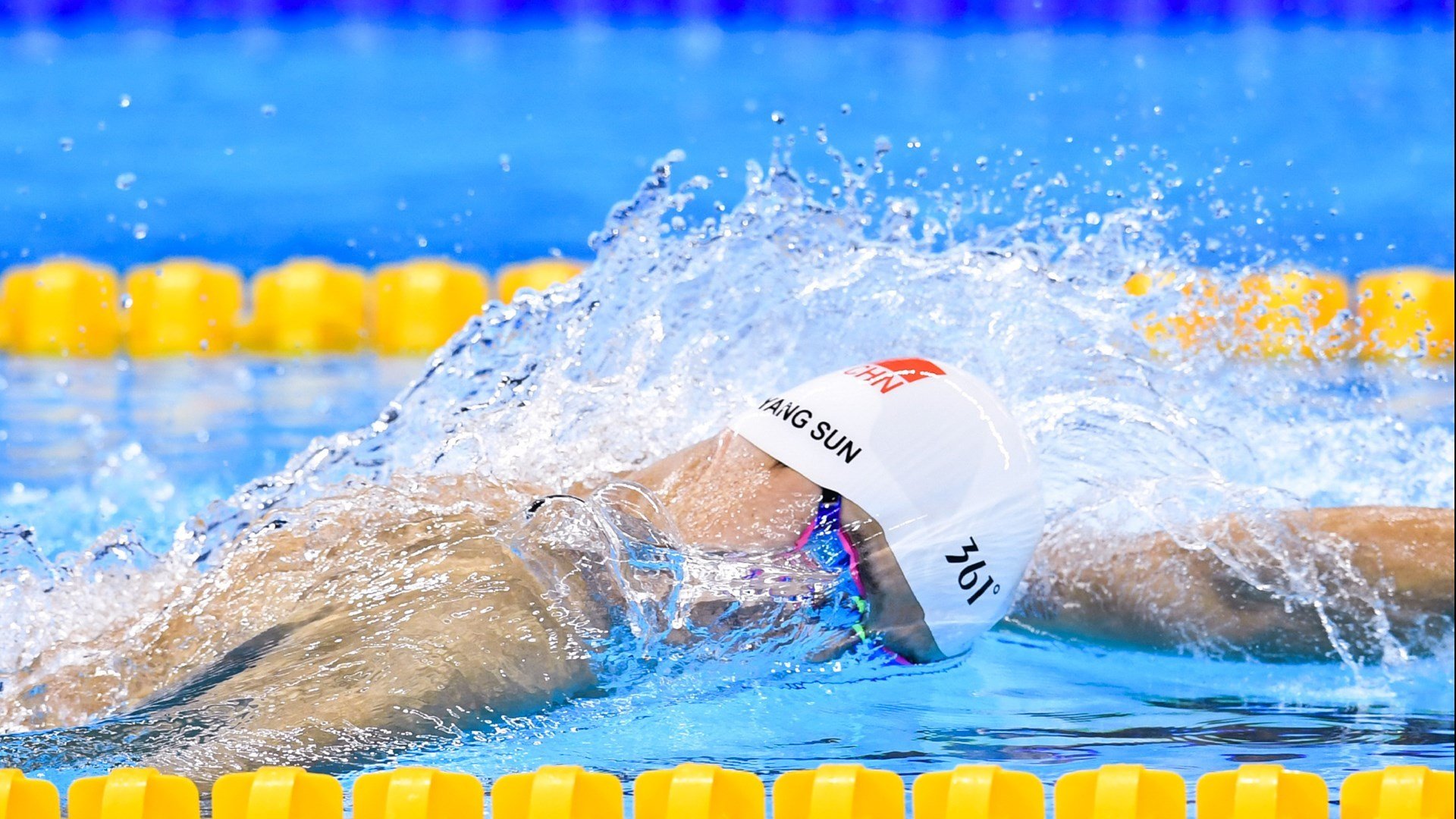 开云下载-西甲国家德比之夜，哈利伯顿舞台越大越强