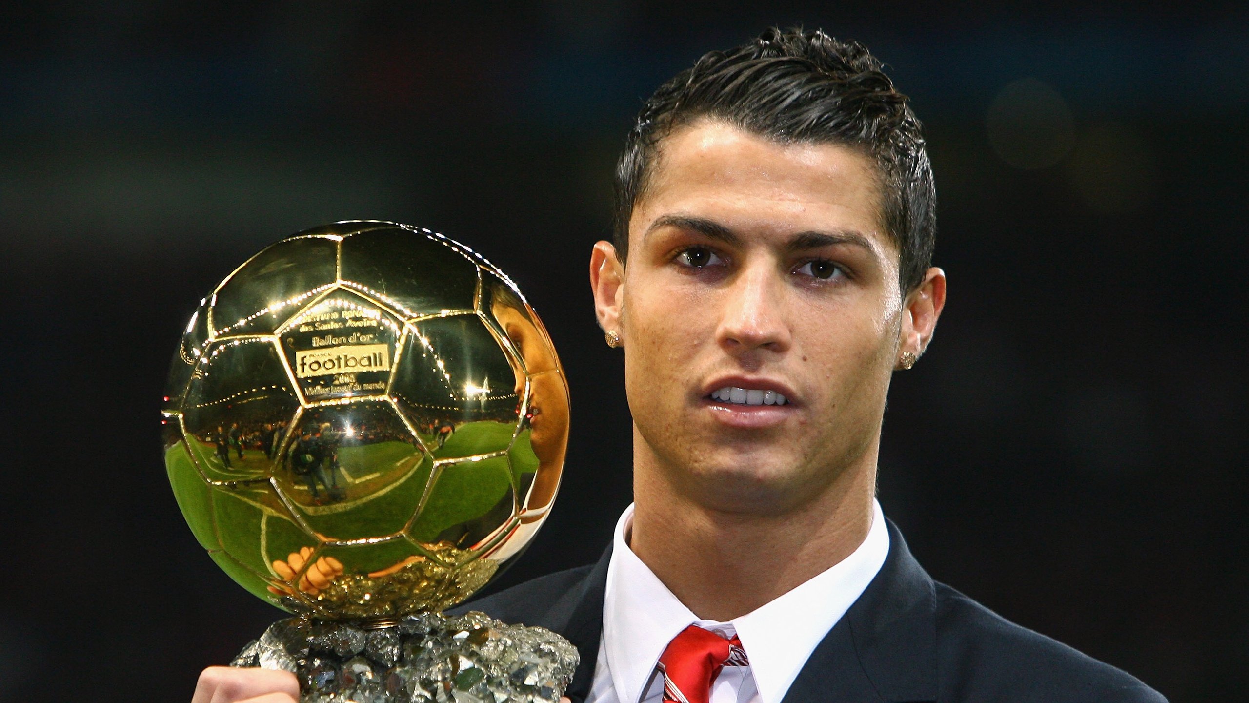 西甲国家德比之夜，哈利伯顿舞台越大越强